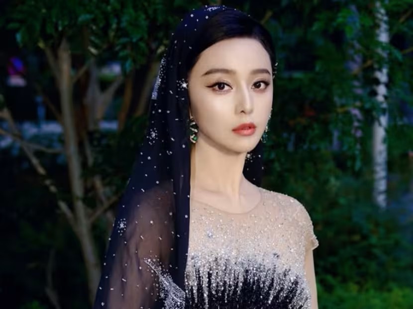 Superstar Comeback: Fan Bingbing Wins Big at the Golden Horse Awards